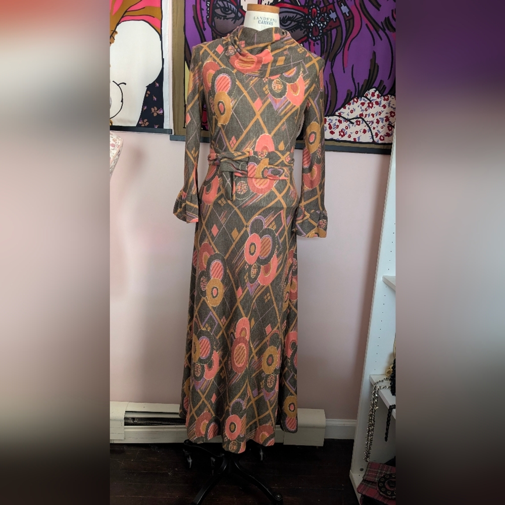 Vintage 70s Long Sleeve Floral Dress